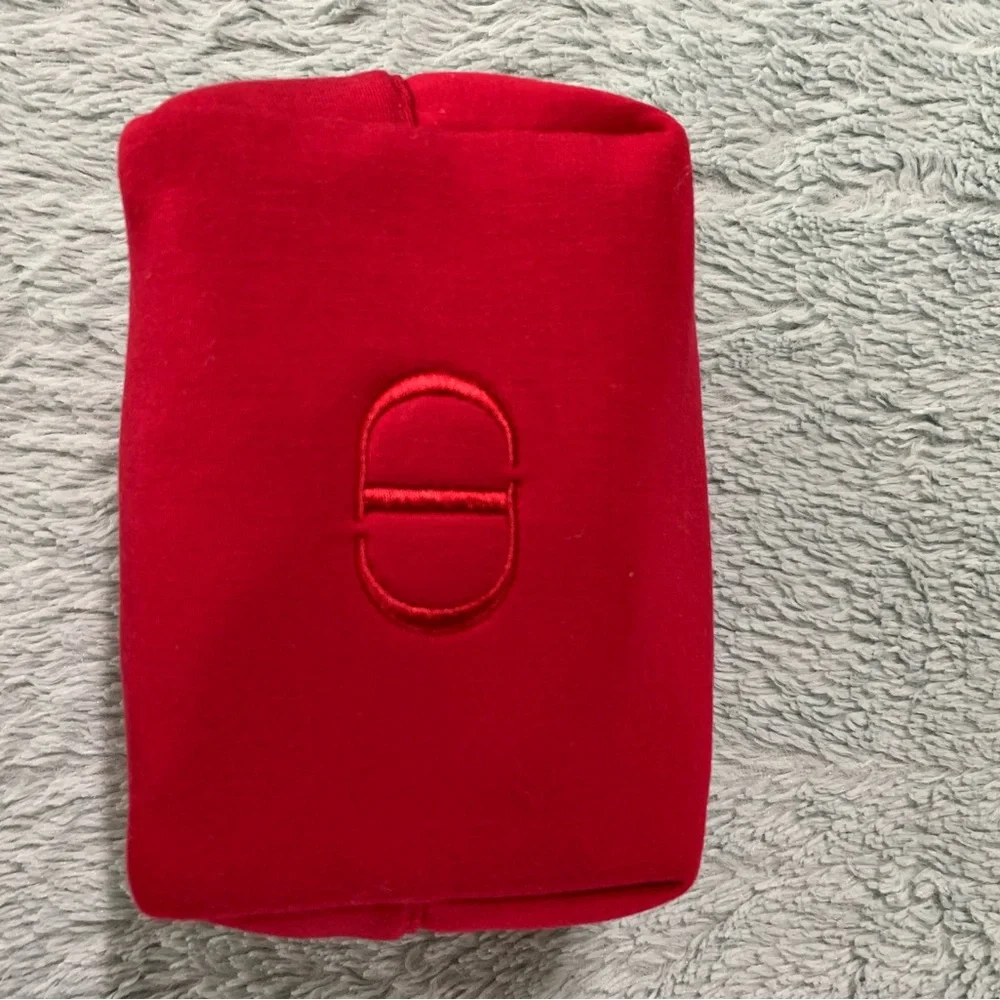 Dior Cosmetic Bag - Picture 2 of 9